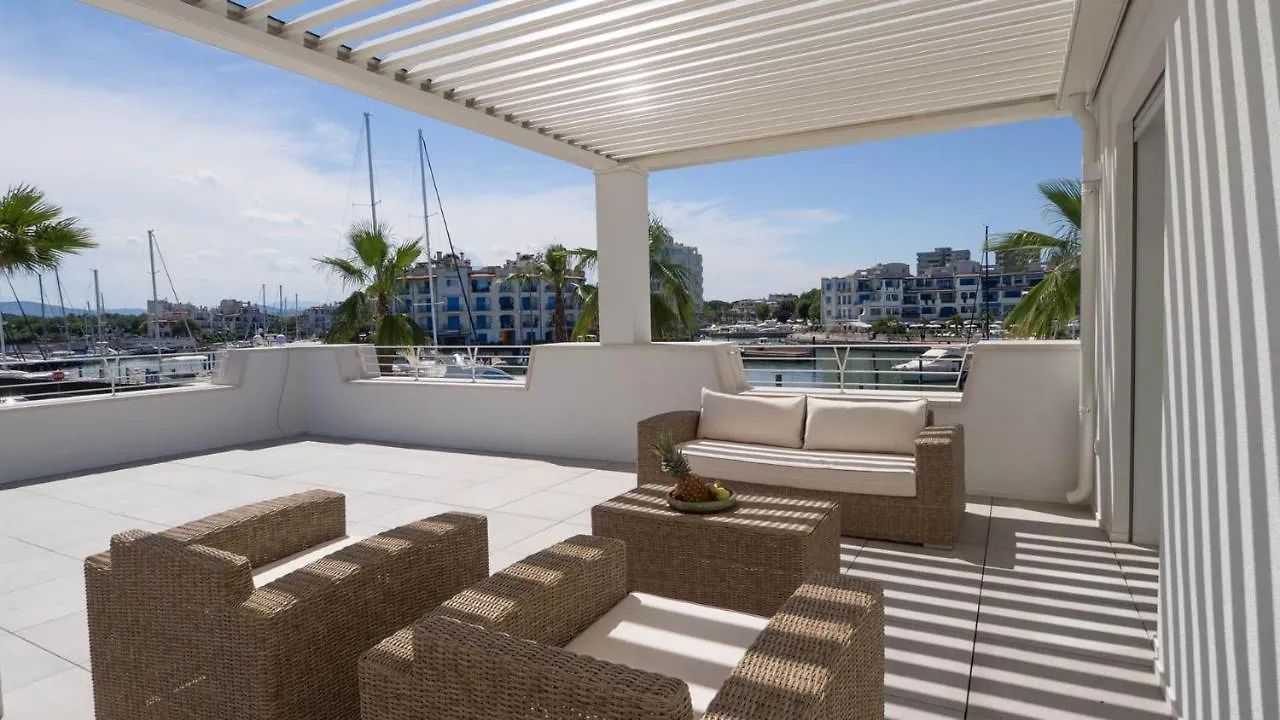 Portoverde Beach Villa 12, Emma Villas Misano Adriatico Italy